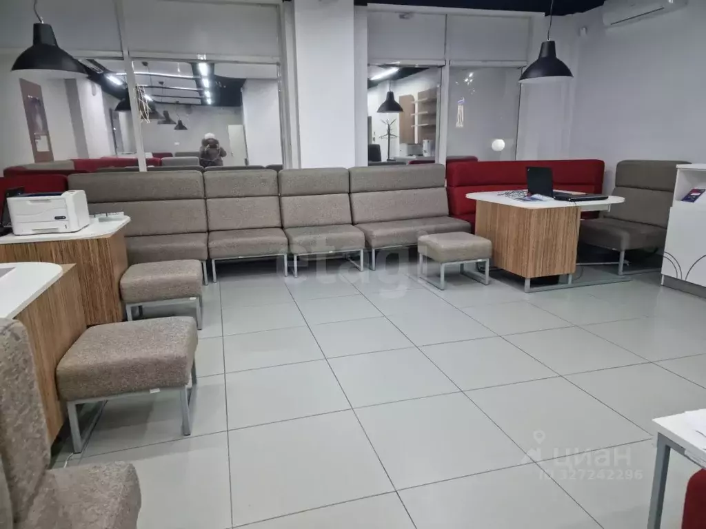 Офис в Ямало-Ненецкий АО, Новый Уренгой Оптимистов мкр, 2к1 (157 м) - Фото 1