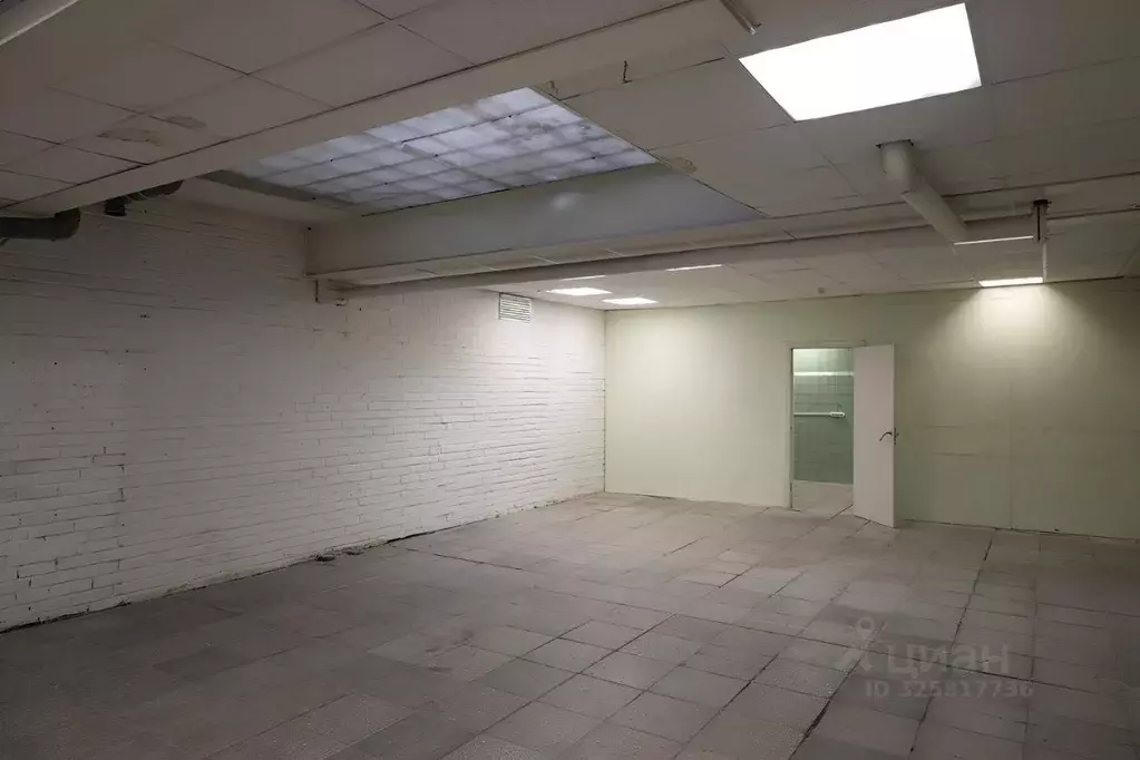 Помещение свободного назначения в Москва ул. Орджоникидзе, 11с42 (158 ... - Фото 2