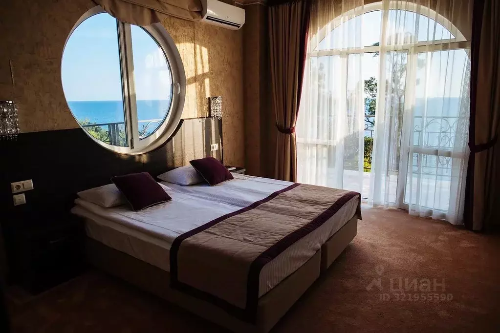 Комната Краснодарский край, Сочи Главная ул., 37 (35.0 м) - Фото 0