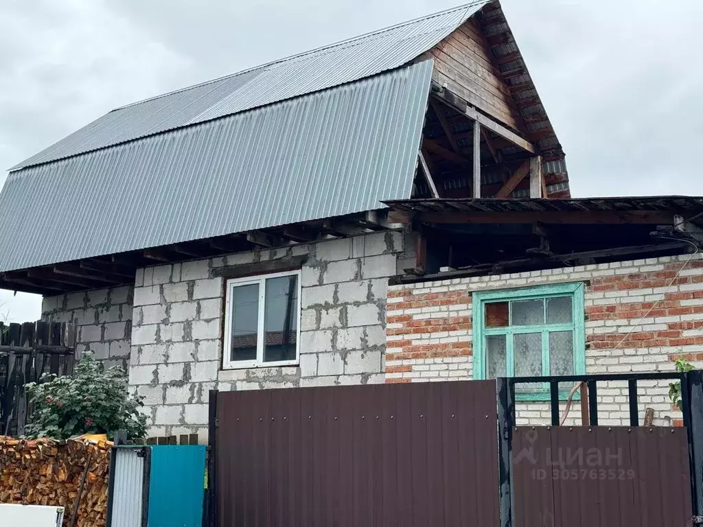 Дом в Алтайский край, Барнаул тракт Змеиногорский, 95А (50 м) - Фото 1