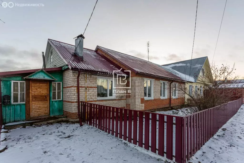 Дом в село Перемышль, улица Мелиораторов, 15 (95 м) - Фото 1