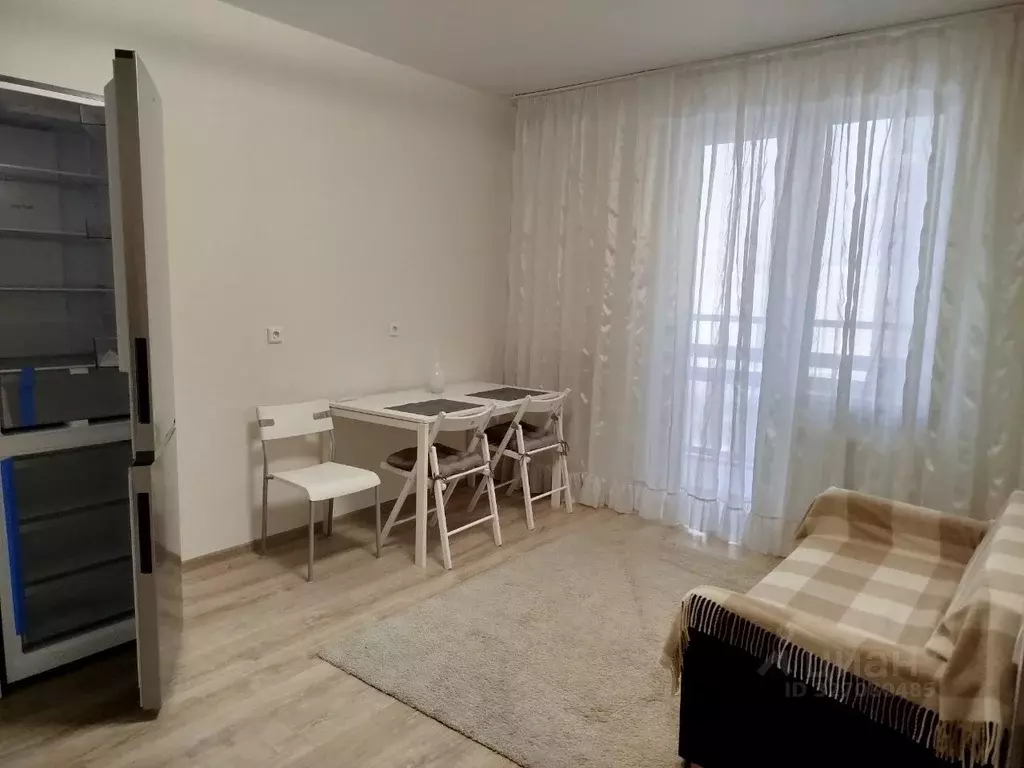 2-к кв. Свердловская область, Екатеринбург ул. 8 Марта, 202/4 (66.0 м) - Фото 2