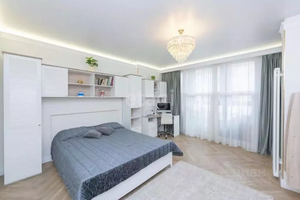 3-к кв. Пермский край, Пермь ул. Чернышевского, 22 (84.5 м) - Фото 1