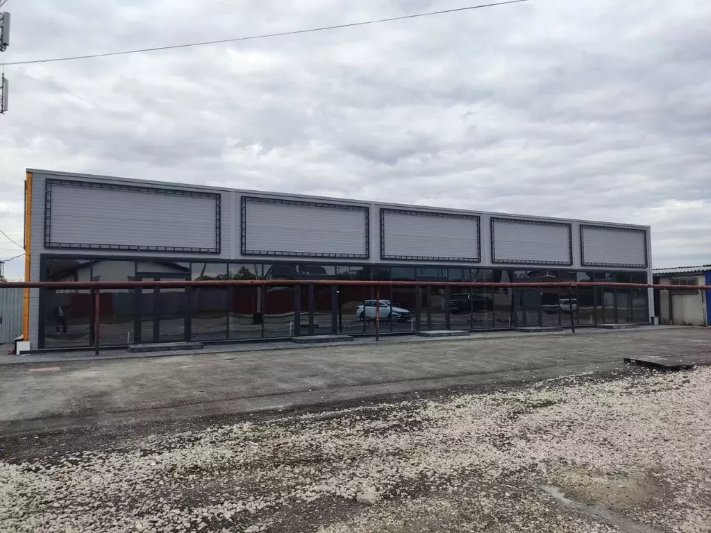 Торговая площадь в Самарская область, Ставропольский район, с. ... - Фото 1