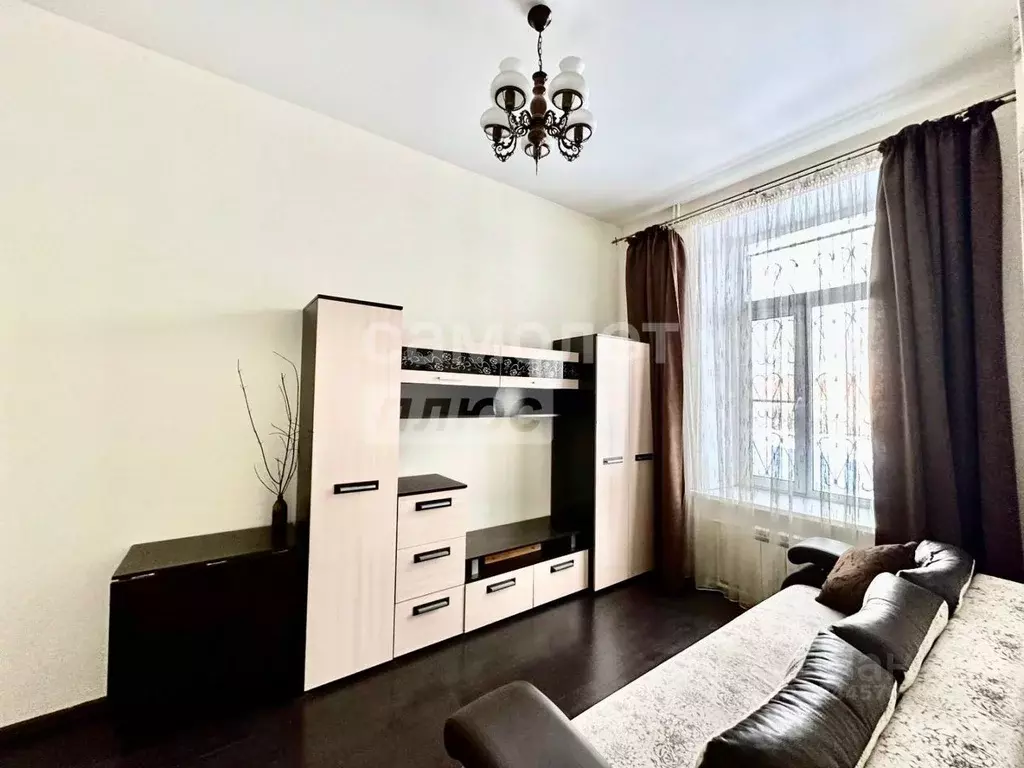 3-к кв. Хабаровский край, Хабаровск ул. Знаменщикова, 8 (58.6 м) - Фото 2