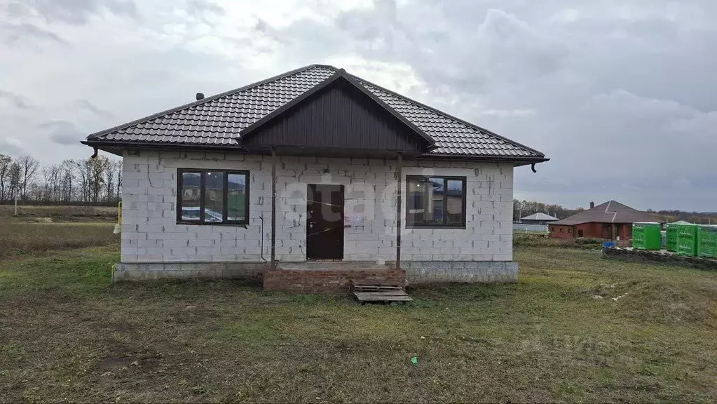 Дом в Белгородская область, Белгородский район, пос. Майский, ... - Фото 1