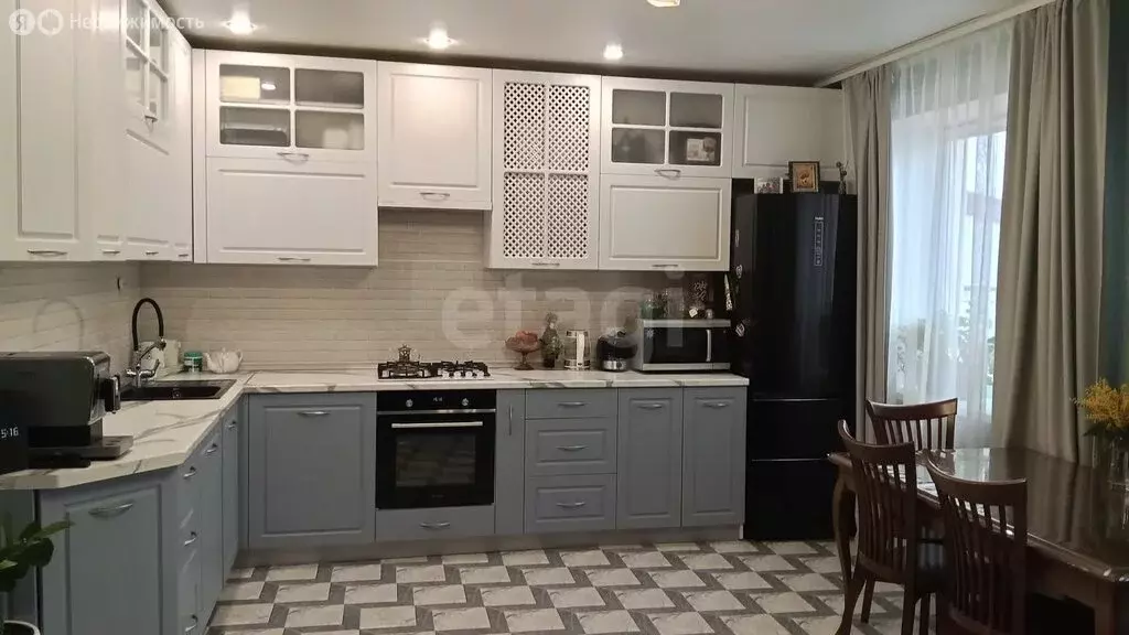 4-комнатная квартира: село Ямное, улица Генерала Круковского, 7 (90 м) - Фото 1