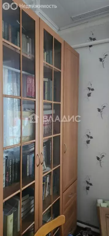 3-комнатная квартира: Загорянский, улица Осипенко, 18 (55.3 м) - Фото 1