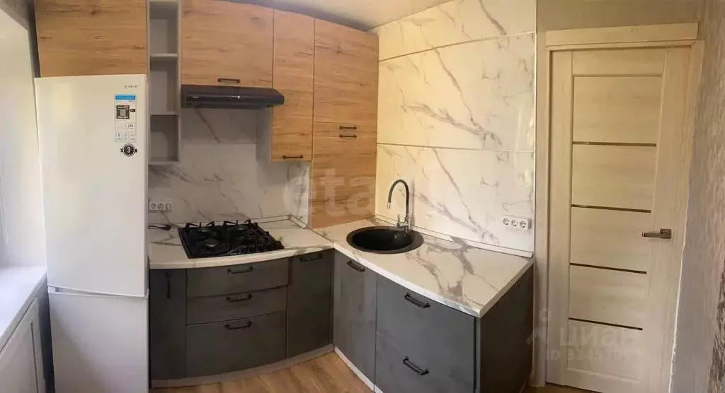 2-к кв. Саратовская область, Саратов ул. Имени Д.В. Емлютина, 44А ... - Фото 1