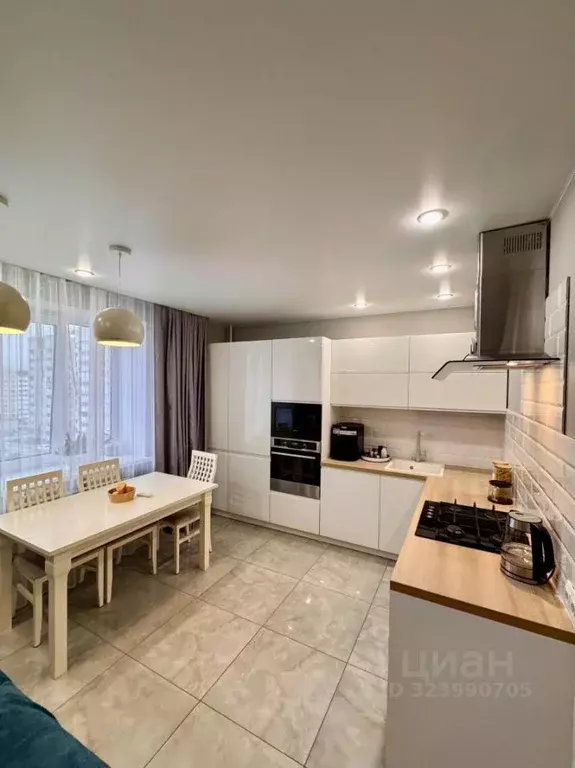 2-к кв. Саратовская область, Саратов ул. Имени С.П. Лисина, 11А (65.5 ... - Фото 1