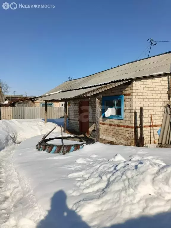 3-комнатная квартира: село Подовинное, Первомайская улица, 24 (59.6 м) - Фото 1