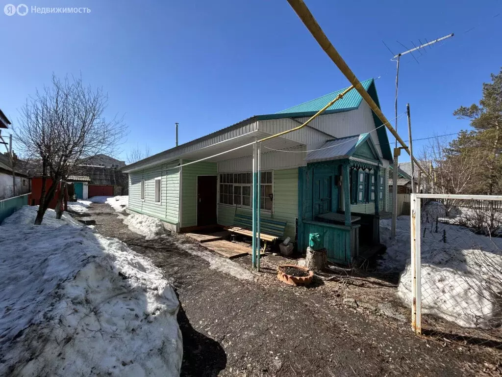 Дом в Кувандык, Оренбургская улица, 45 (70.2 м) - Фото 1