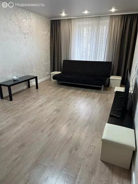 3-комнатная квартира: Москва, Перовская улица, 24Б (80 м) - Фото 0