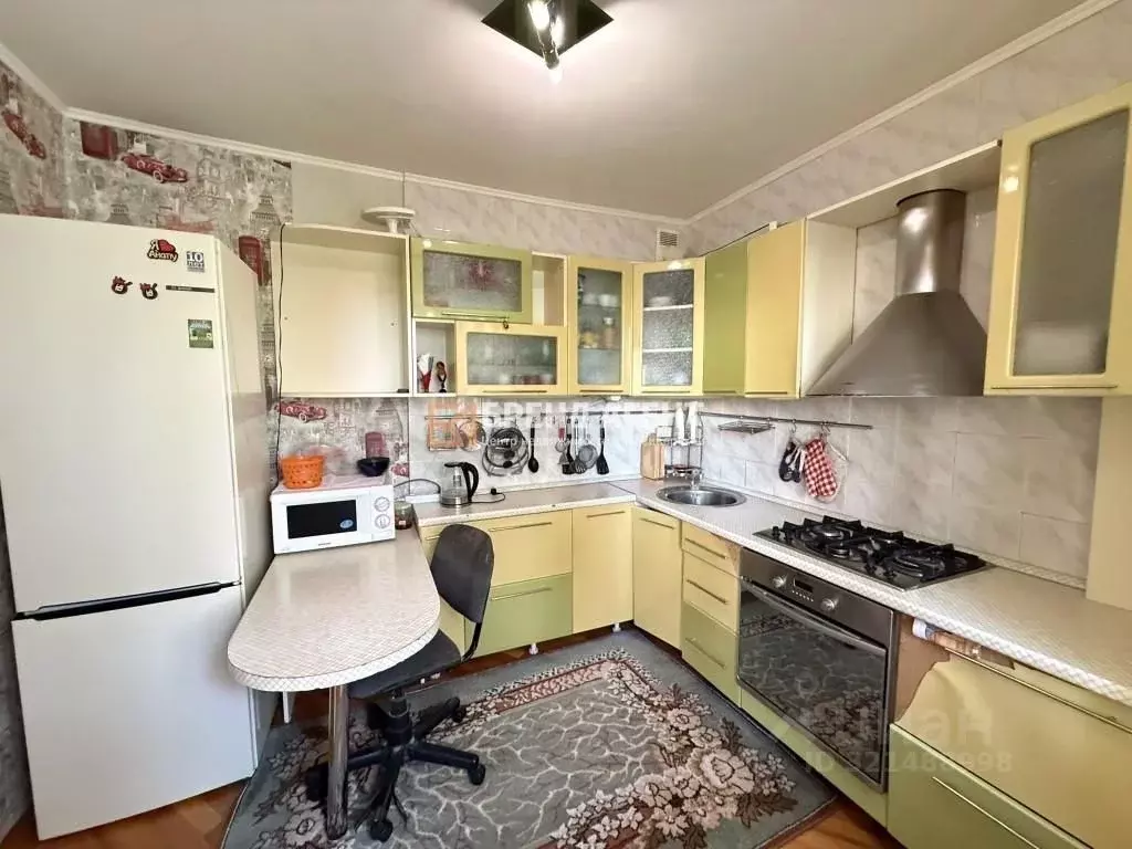 3-к кв. Белгородская область, Белгород ул. Есенина, 40 (68.6 м) - Фото 1