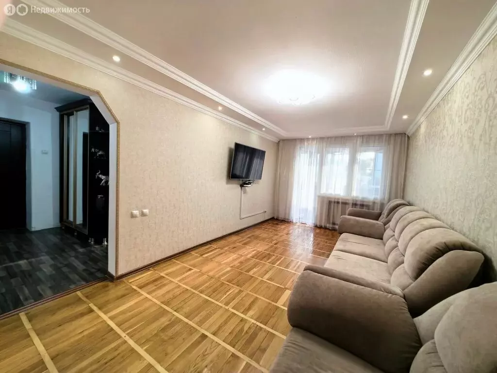 3-комнатная квартира: Нарткала, улица А.Б. Тарчокова, 85 (58 м) - Фото 2