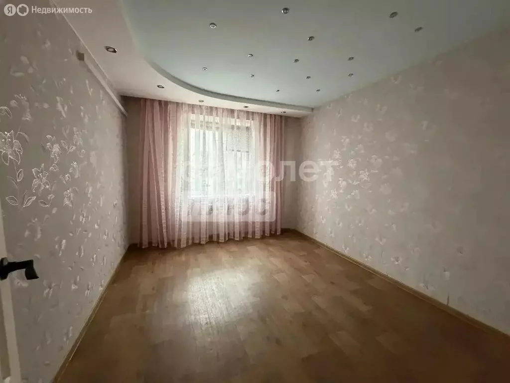 3-комнатная квартира: Элиста, 7-й микрорайон, 5к3 (70 м) - Фото 1