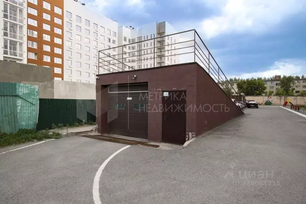 Гараж в Тюменская область, Тюмень Севастопольская ул., 2к3 (14 м) - Фото 1