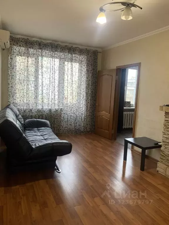 2-к кв. Саратовская область, Саратов Деловая ул., 15 (43.5 м) - Фото 1