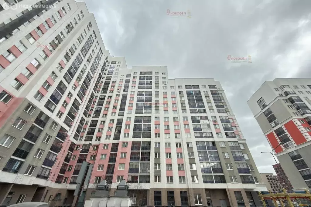 2-комнатная квартира: Екатеринбург, улица Рябинина, 19 (59.4 м) - Фото 2