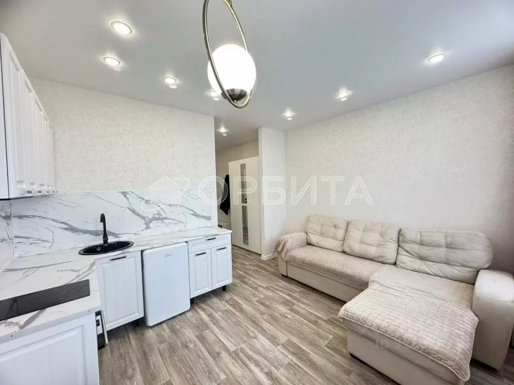 Студия Тюменская область, Тюмень ул. Андрея Кореневского, 11 (23.0 м) - Фото 1