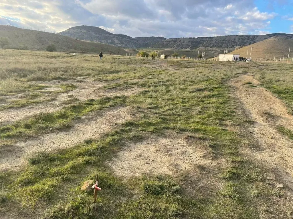 Участок в Крым, Судак муниципальный округ, с. Богатовка ул. Новый ... - Фото 1