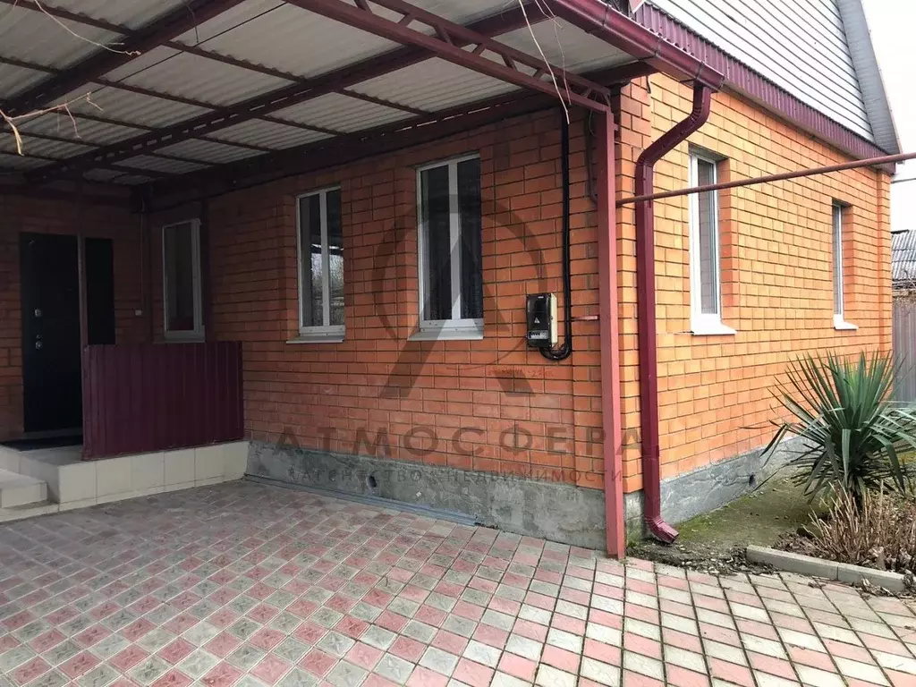 Дом в Краснодарский край, Хадыженск Апшеронский район, Первомайская ... - Фото 1