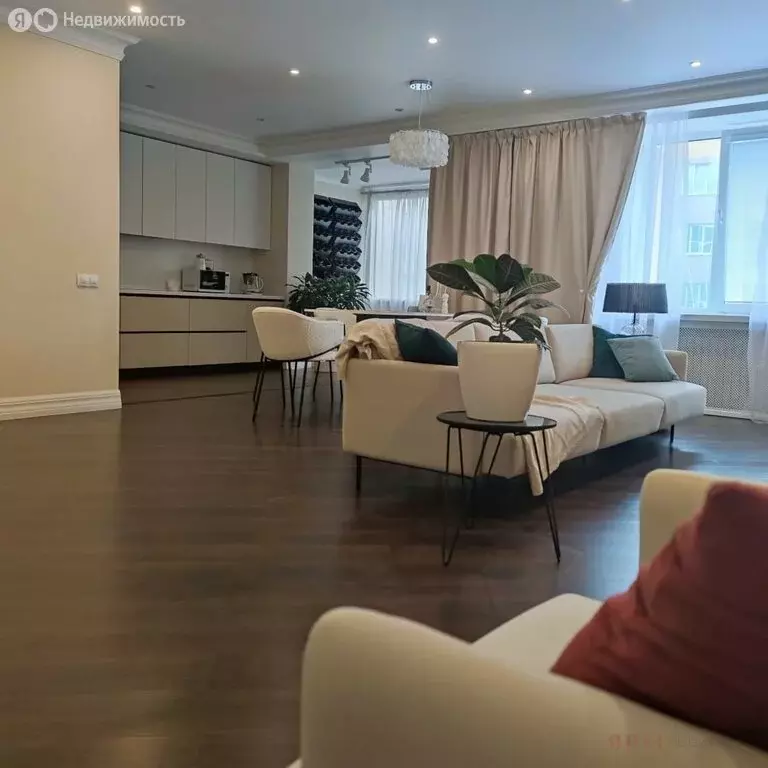 4-комнатная квартира: Воронеж, Студенческая улица, 12А (199 м) - Фото 2