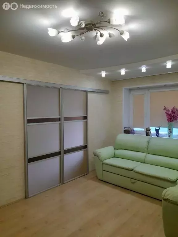 3-комнатная квартира: Мурманск, Ленинградская улица, 29/5 (79.2 м) - Фото 2