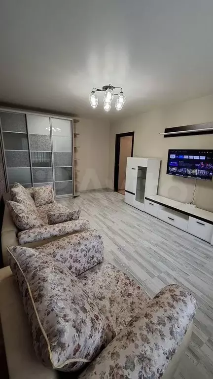 2-к. квартира, 53 м, 5/9 эт. - Фото 0