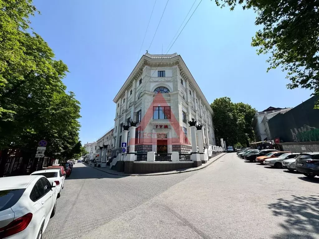 Помещение свободного назначения в Севастополь ул. Маяковского, 8 (516 ... - Фото 0