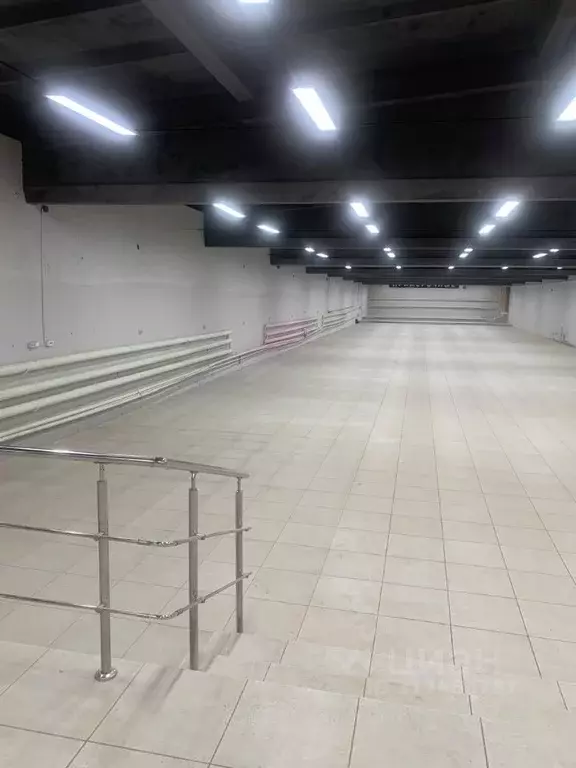 Торговая площадь в Татарстан, Бугульма ул. Хусаина Ямашева, 9Б (1030 ... - Фото 0