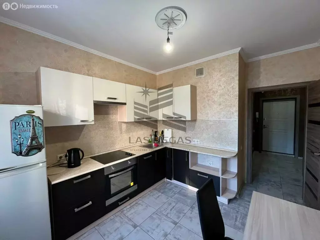2-комнатная квартира: Казань, проспект Победы, 139к1 (60 м) - Фото 0