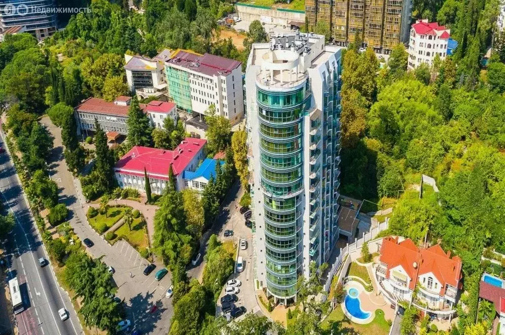 2-комнатная квартира: Сочи, Курортный проспект, 108/16 (91 м) - Фото 1