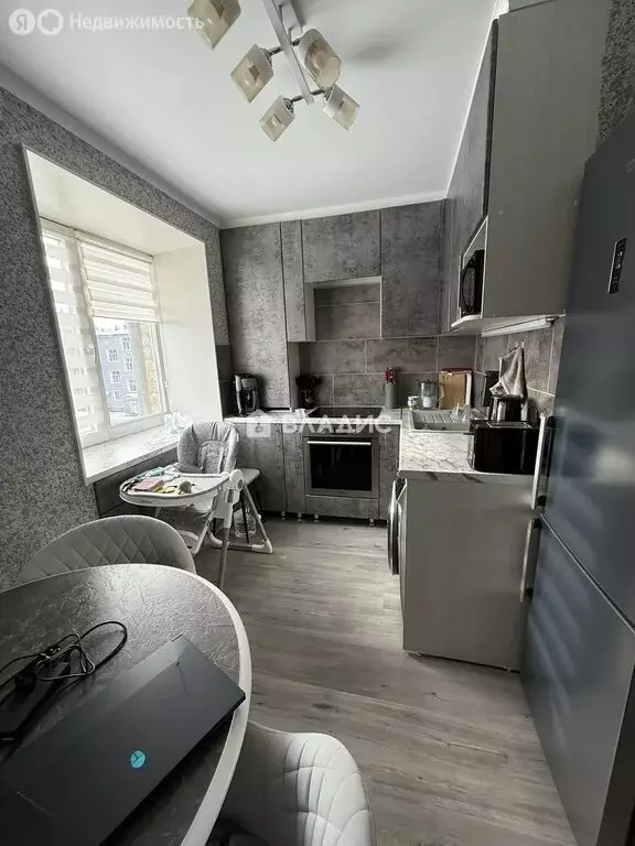 1-комнатная квартира: Белебей, улица Ленина, 1А (42.2 м) - Фото 2