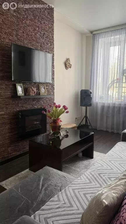 3-комнатная квартира: Северск, улица Калинина, 18 (74 м) - Фото 1