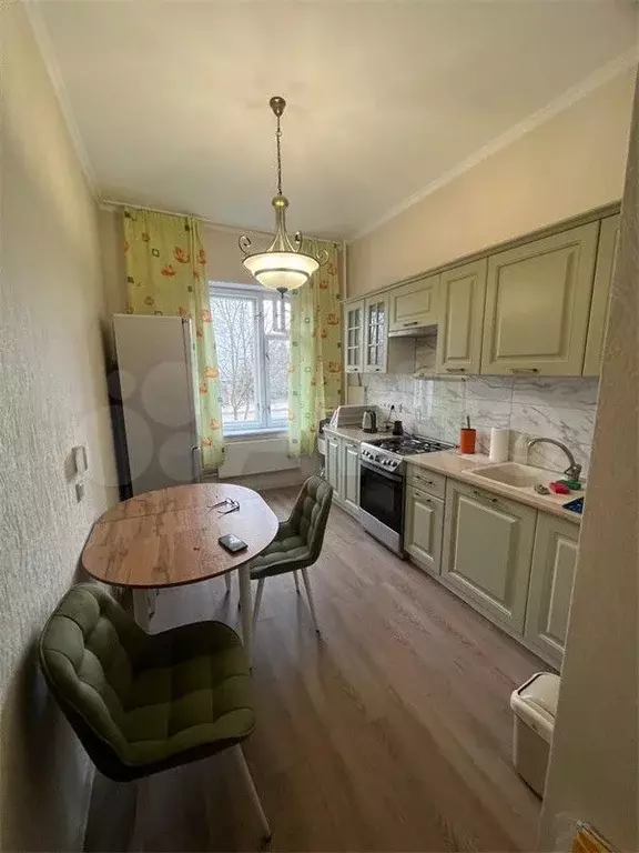 2-к. квартира, 60 м, 2/5 эт. - Фото 1