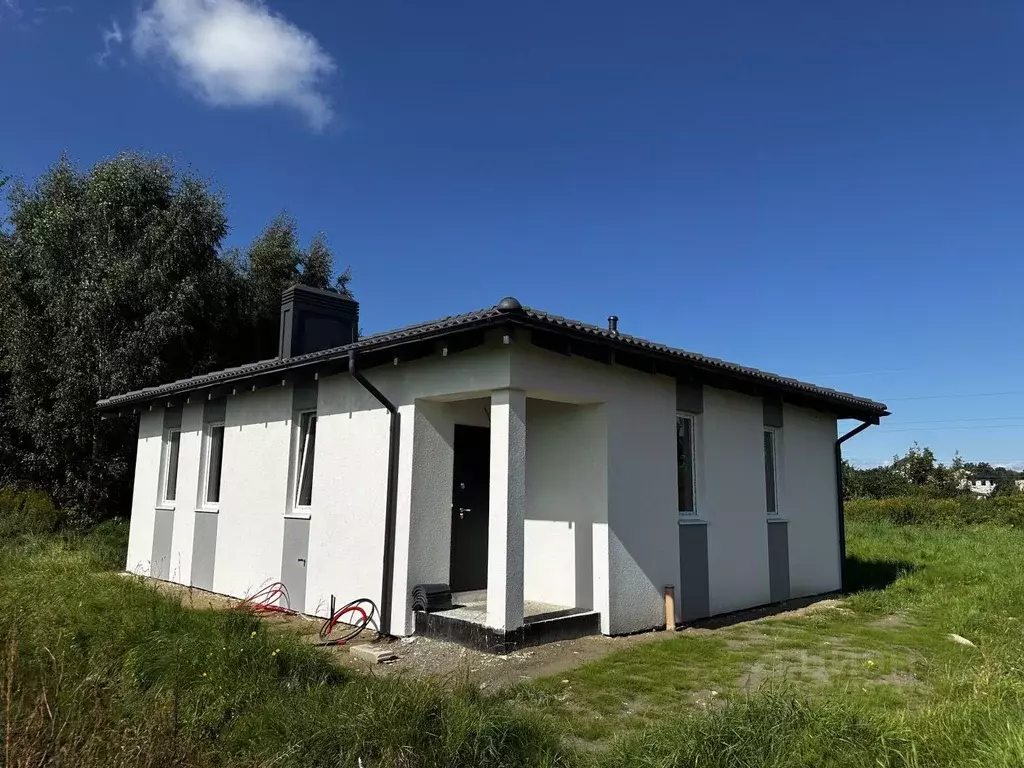 Дом в Калининградская область, Гурьевский муниципальный округ, пос. ... - Фото 1