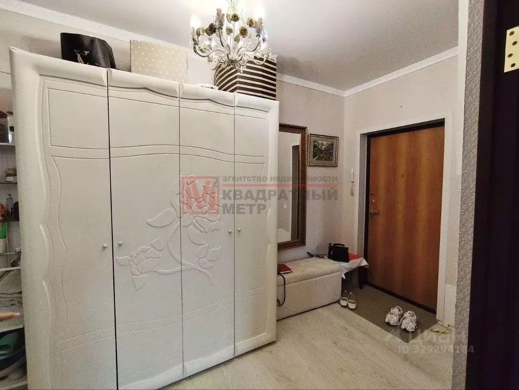 3-к кв. Белгородская область, Старый Оскол Дубрава мкр, 3 кв-л, 37 ... - Фото 2