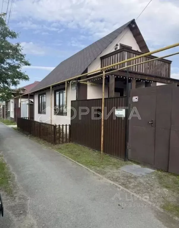 Дом в Тюменская область, Ялуторовск Тюменская ул., 84 (99 м) - Фото 1