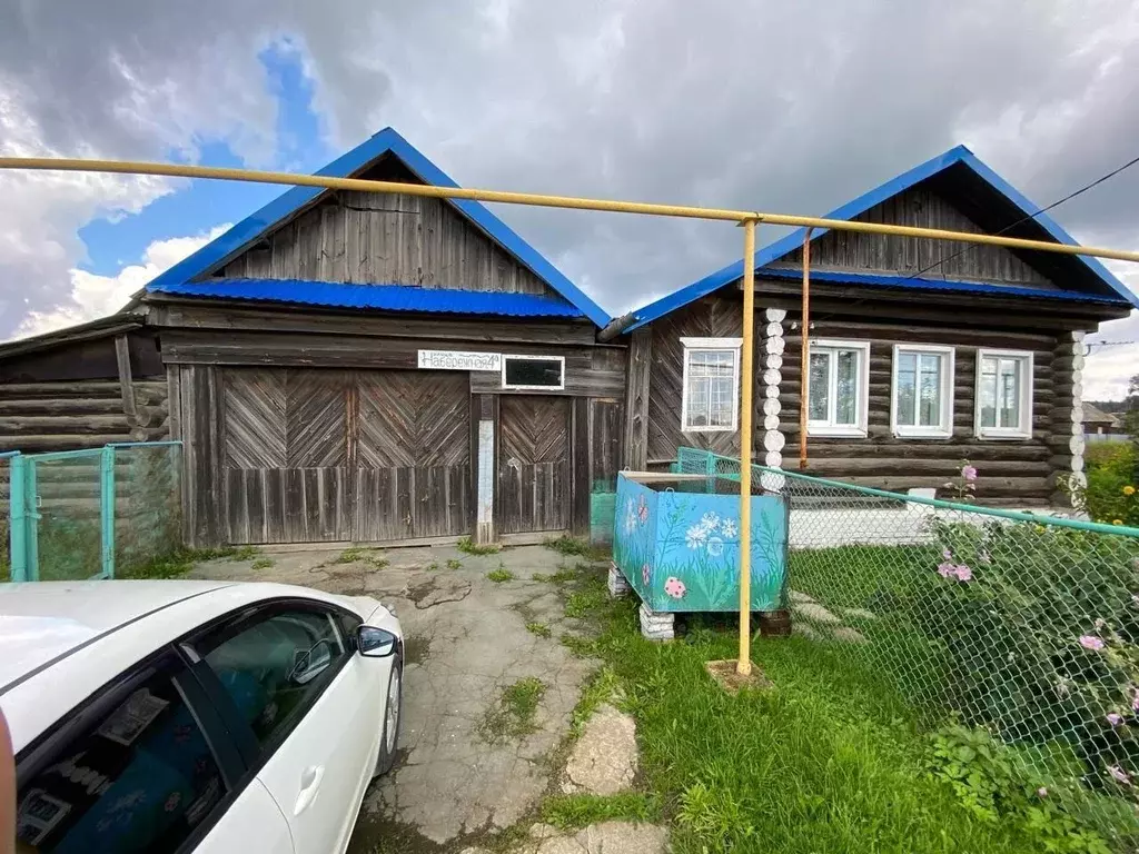 Дом в Свердловская область, Новоуральский городской округ, Деревня ... - Фото 1