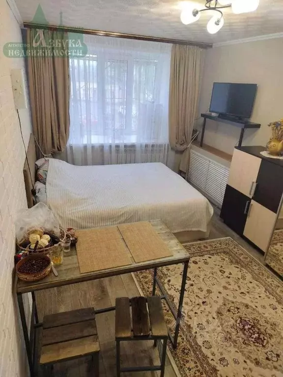 2-к кв. Смоленская область, Смоленск ул. Седова, 20 (33.0 м) - Фото 0