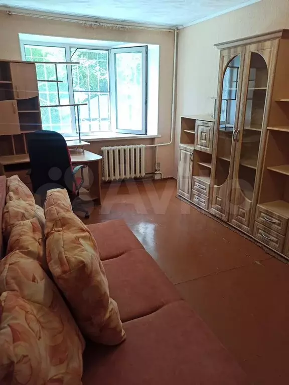Комната 17 м в 2-к., 1/5 эт. - Фото 1