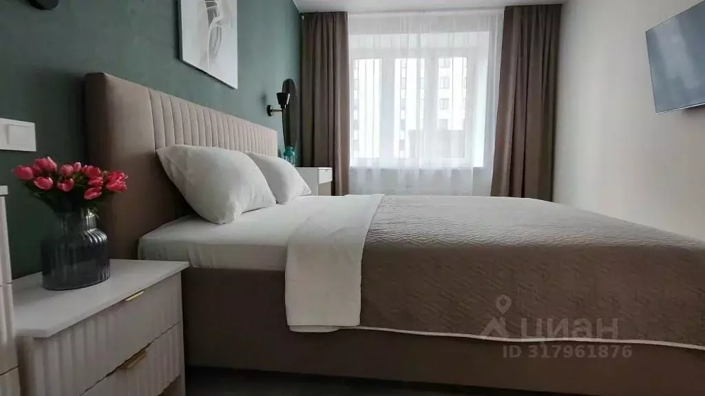 1-к кв. Тюменская область, Тюмень Новгородская ул., 22 (42.0 м) - Фото 0