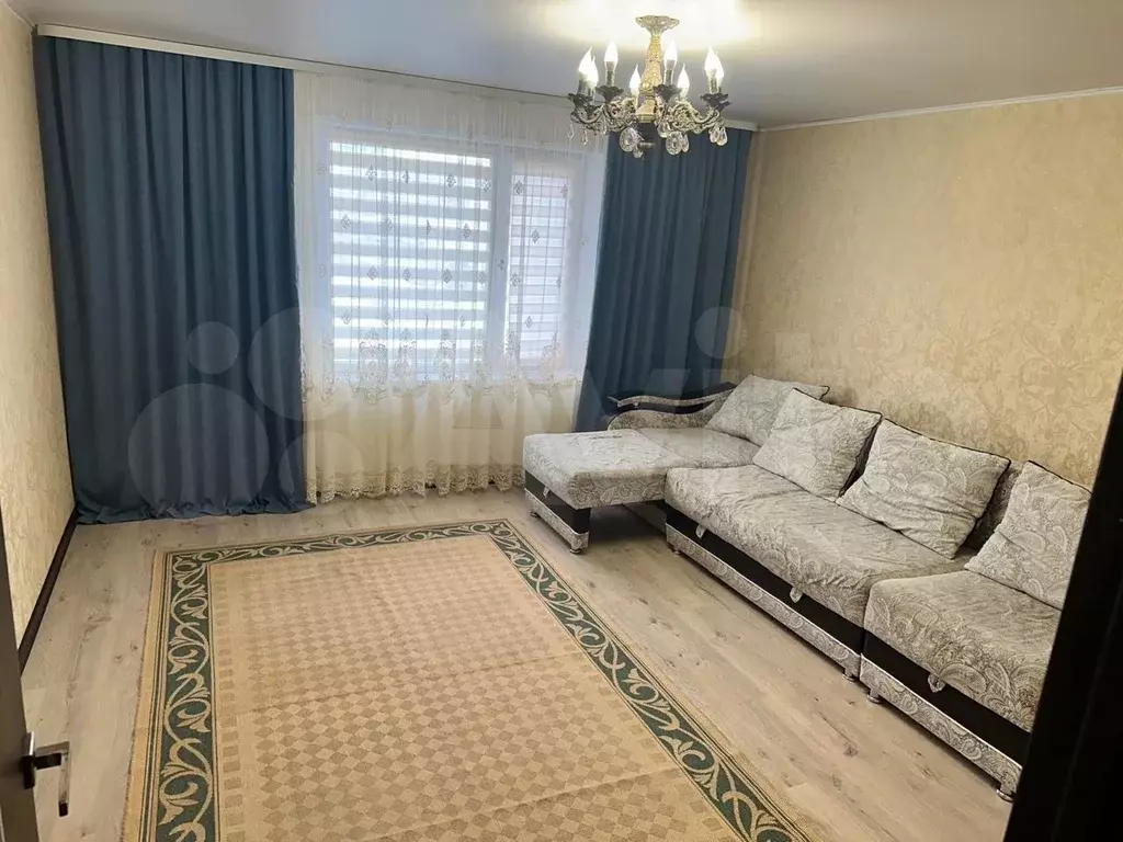 1-к. квартира, 39 м, 4/9 эт. - Фото 0