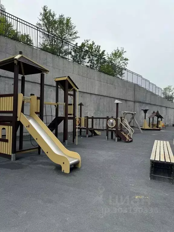 Студия Приморский край, Владивосток Стрелковая ул., 18к1 (24.0 м) - Фото 1