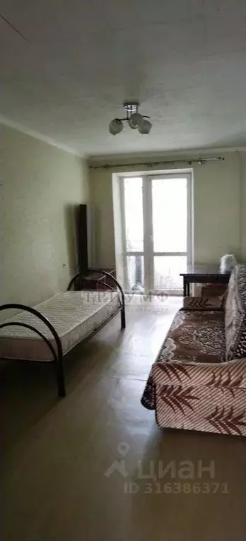 2-к кв. Крым, Симферополь ул. Кечкеметская, 97 (46.0 м) - Фото 0