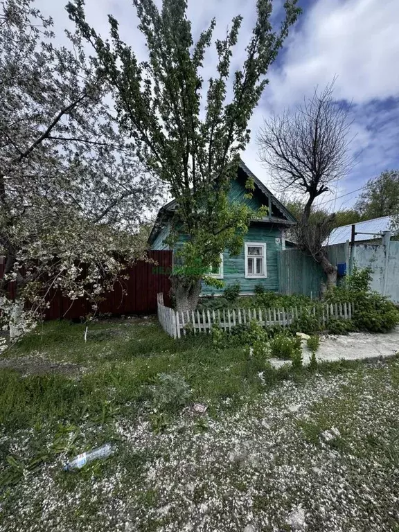 Дом в Саратовская область, Вольск ул. Цементников, 48 (48 м) - Фото 0