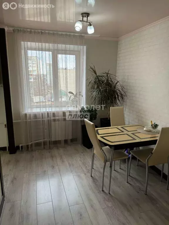 3-комнатная квартира: Октябрьский, улица Садовое Кольцо, 42 (62 м) - Фото 2