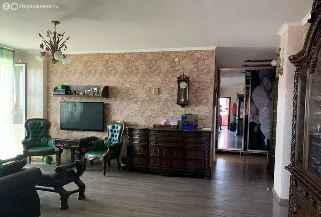3-комнатная квартира: Калининград, Батальная улица, 94 (88.3 м) - Фото 0
