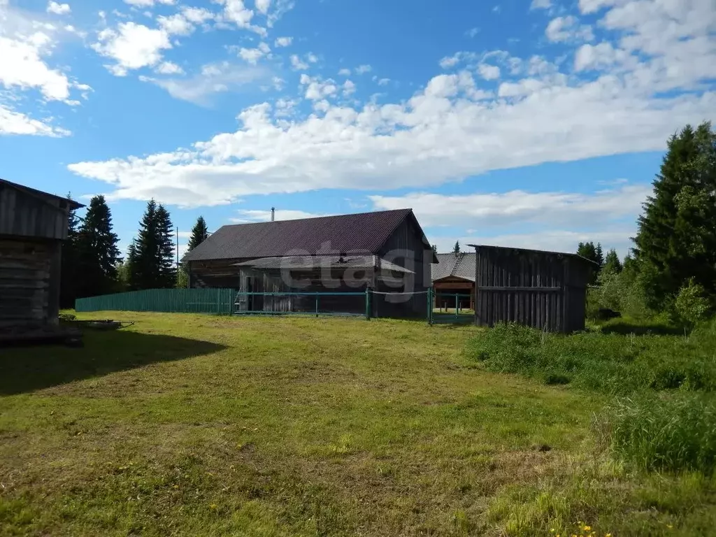 Дом в Архангельская область, Мезенский муниципальный округ, д. ... - Фото 1